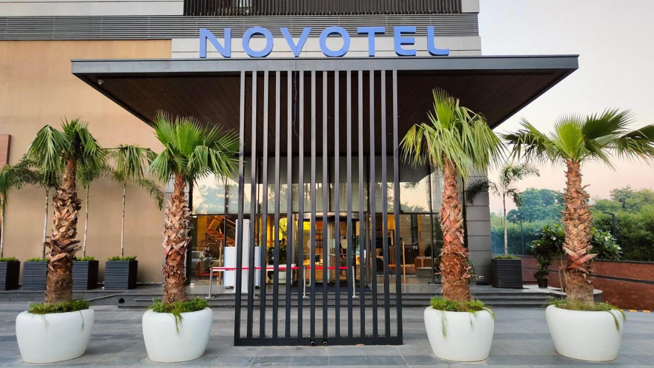 Novotel Chandigarh Tribune Chowk Exterior photo